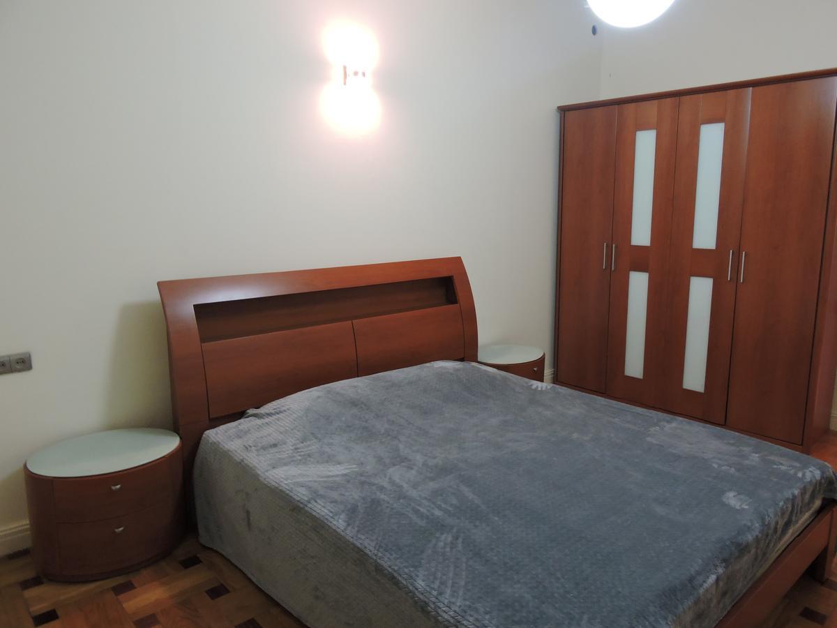 1 Shota Rustaveli Avenue Apartment Tbilisi Ngoại thất bức ảnh