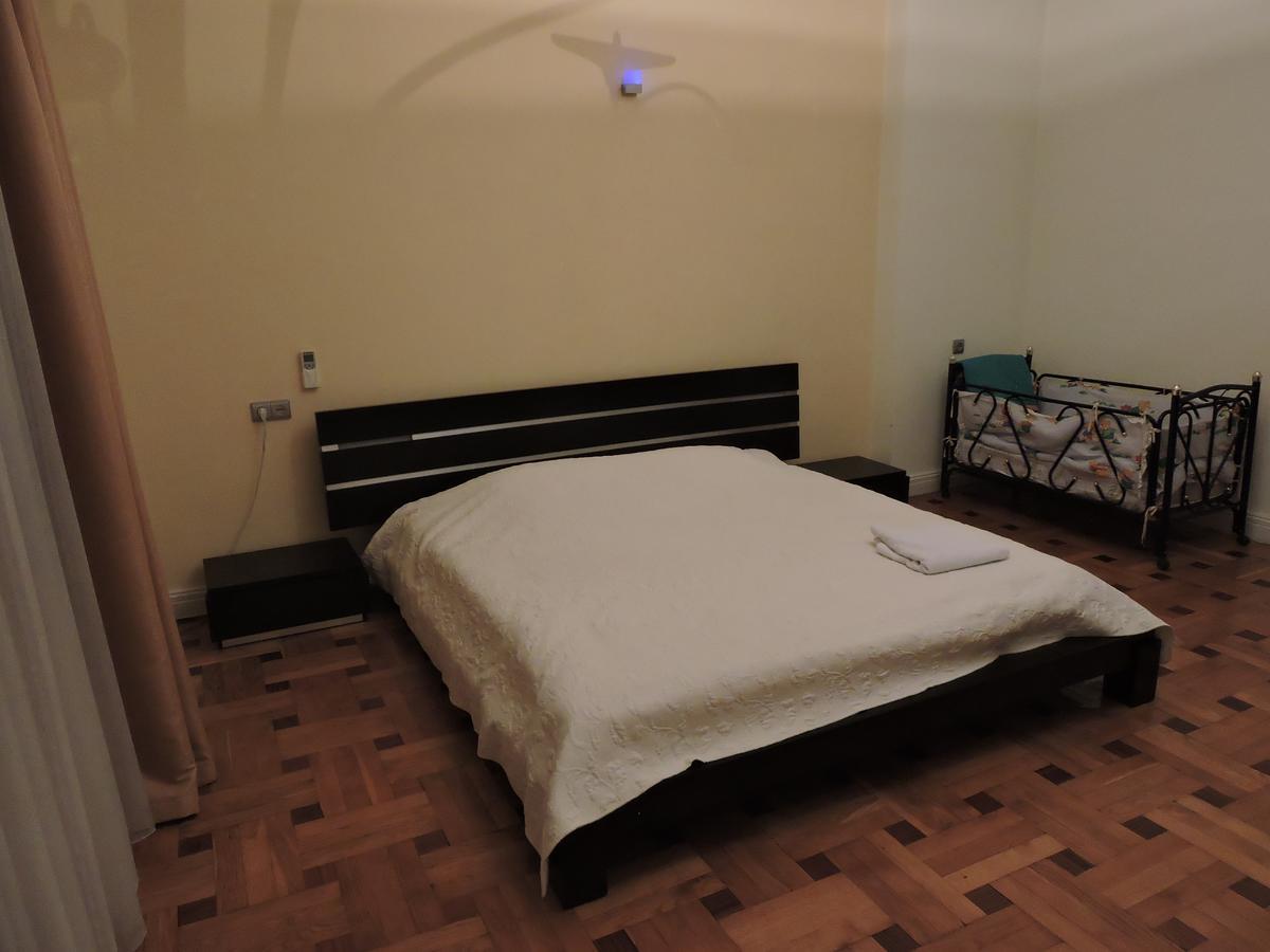 1 Shota Rustaveli Avenue Apartment Tbilisi Ngoại thất bức ảnh