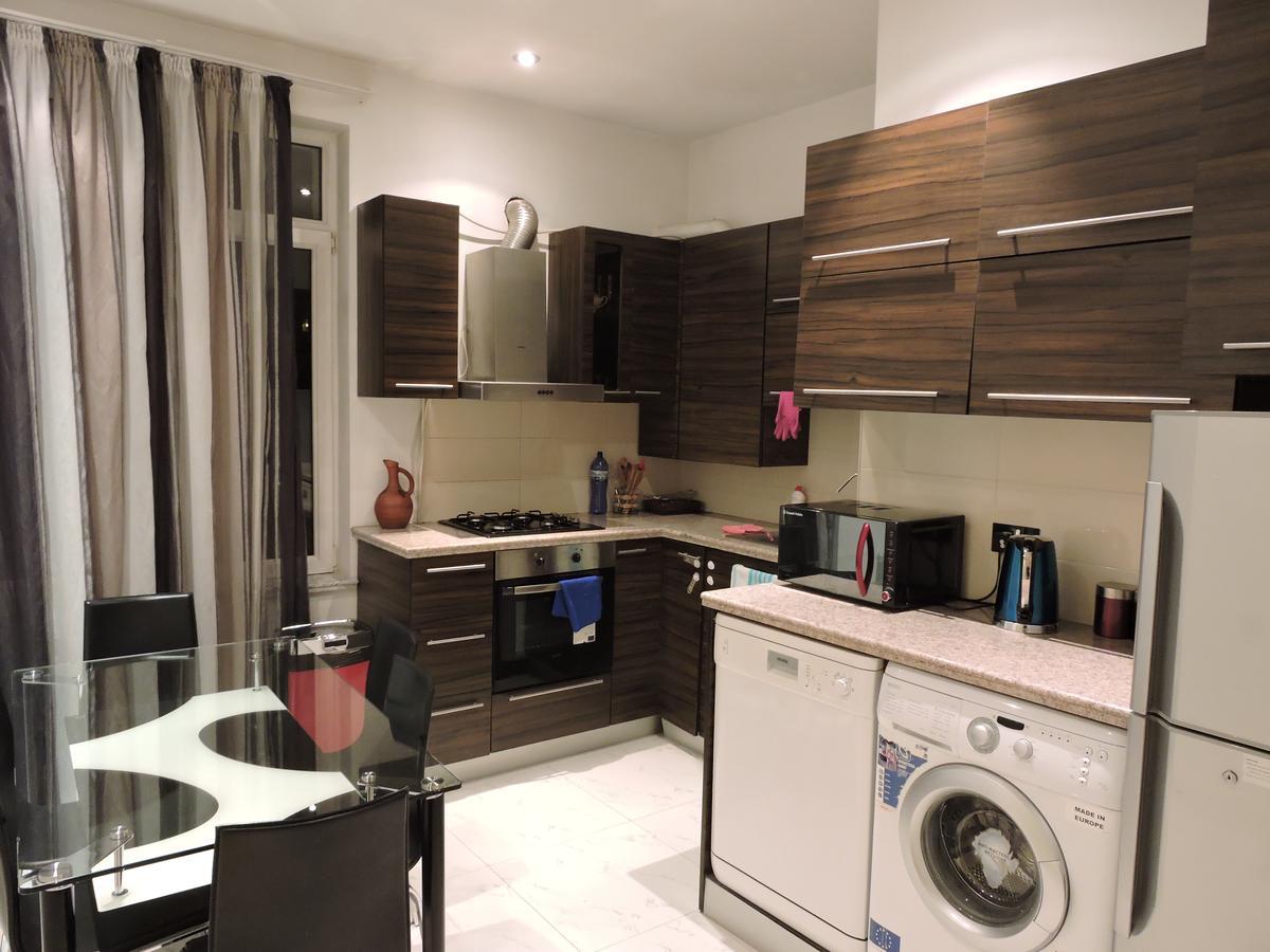 1 Shota Rustaveli Avenue Apartment Tbilisi Ngoại thất bức ảnh